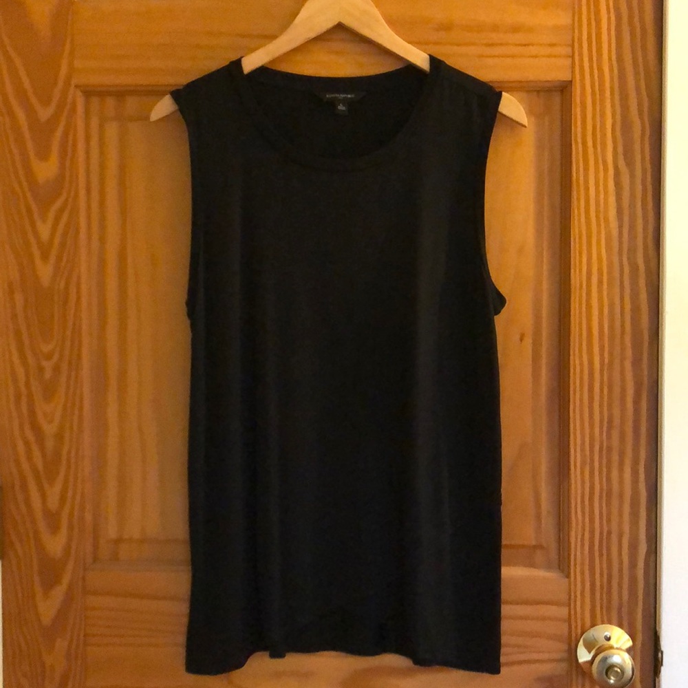 Black sleeveless top